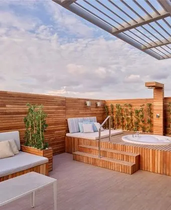 https://images.etstur.com/files/images/hotelImages/TR/50624/l/Lara-Barut-Collection-Oda-388352.jpg