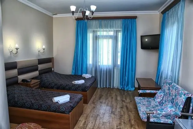 Standard Üç Kişilik Oda, 3 Tek Kişilik Yatak
