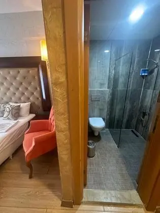 https://images.odamax.com/img/1024x768/odamax/image/upload/Lara_Olympos_Hotel_202506131735040_WhatsApp_Image_2025_05_30_at_15_20_49_7_.jpeg