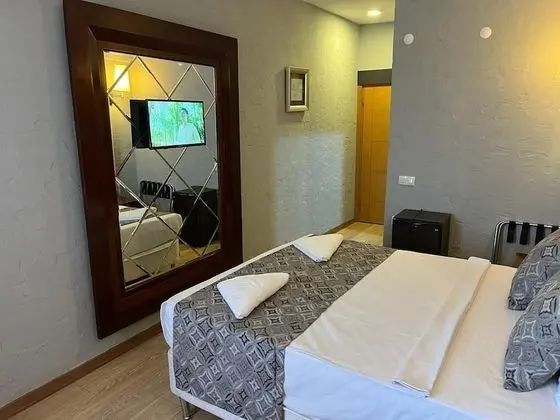 Standard Double or Twin Room, 1 Bedroom, City View