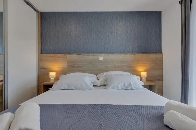 Apart Daire (Lara - with terrace - A1(4))