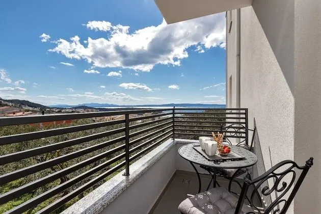 Apart Daire (Lara - with terrace - A1(4))