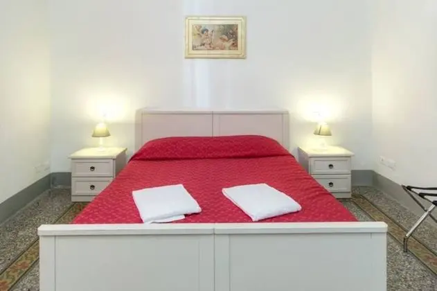Tek Büyük veya İki Ayrı Yataklı Oda, Özel Banyo