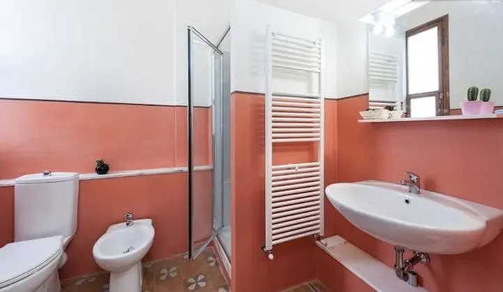 Tek Büyük veya İki Ayrı Yataklı Oda, Özel Banyo