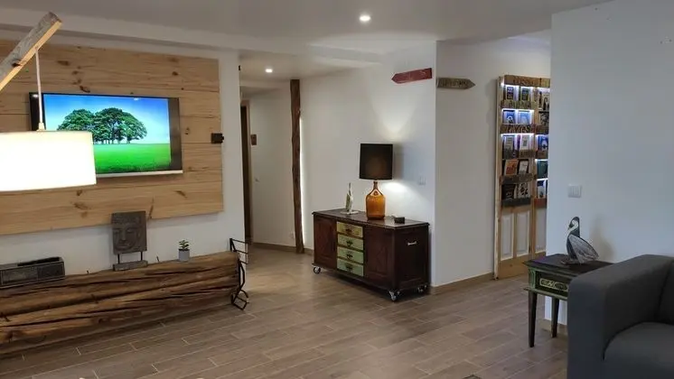 Panoramic Tek Büyük Yataklı Oda