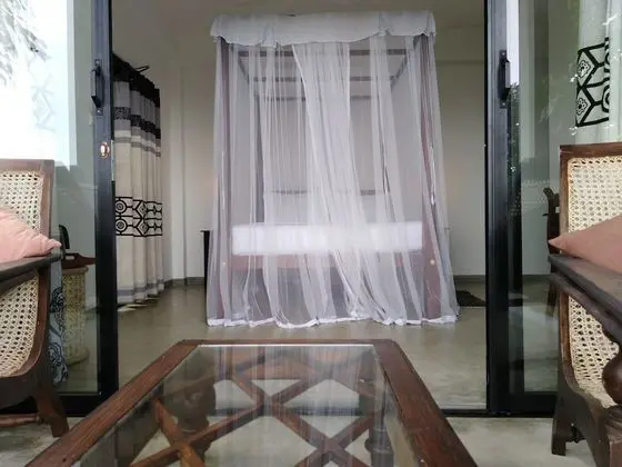 Deluxe Tek Büyük Yataklı Oda, 1 Çift Kişilik Yatak, Sigara İçilebilir, Okyanus Manzaralı