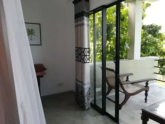 Deluxe Tek Büyük Yataklı Oda, 1 Çift Kişilik Yatak, Sigara İçilebilir, Okyanus Manzaralı