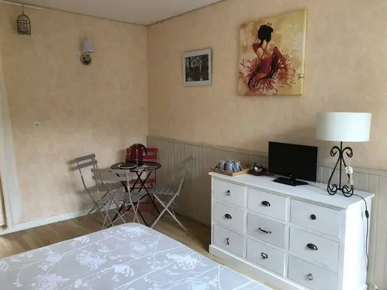 Süit, Banyolu/Duşlu, Havuz Manzaralı (RDC)