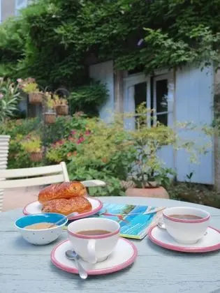 Deluxe Oda (The Garden Room)