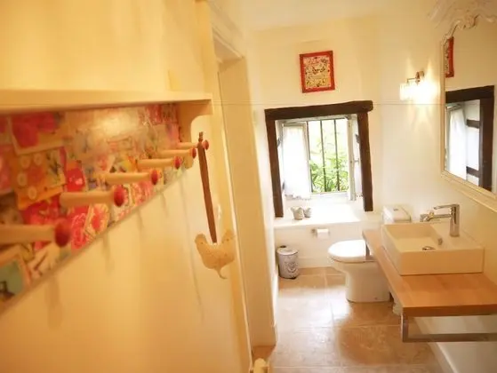 Deluxe Oda (The Garden Room)