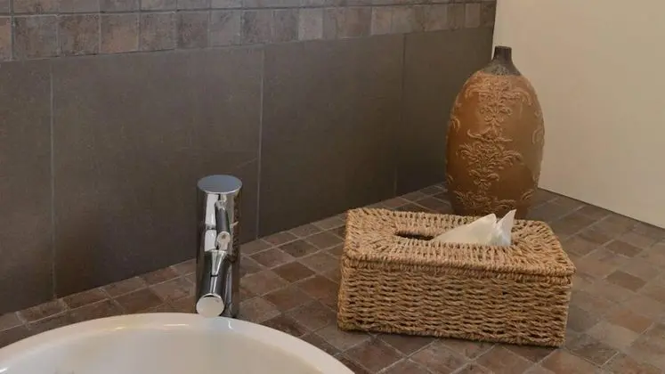 Tek Büyük Yataklı Oda, Bahçe Manzaralı (Bois Flotté)