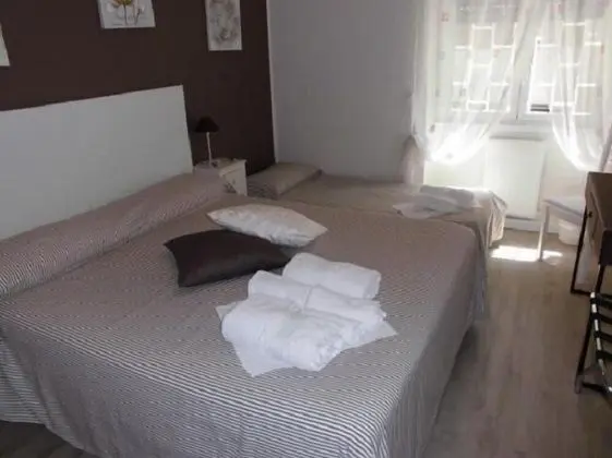 Basic Üç Kişilik Oda