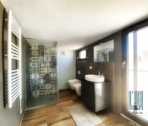 Comfort Tek Büyük veya İki Ayrı Yataklı Oda