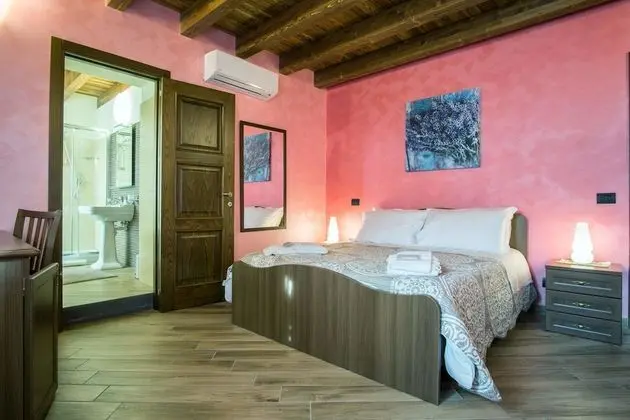 Business Tek Büyük Yataklı Oda (Papaveri)