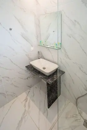 Superior Tek Büyük veya İki Ayrı Yataklı Oda