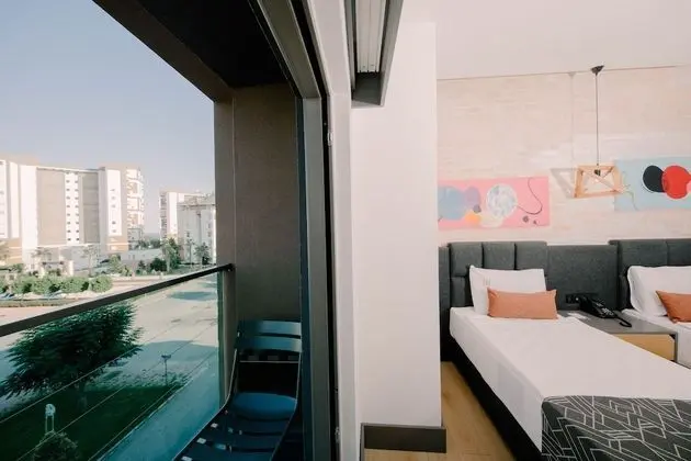 Deluxe Tek Büyük veya İki Ayrı Yataklı Oda
