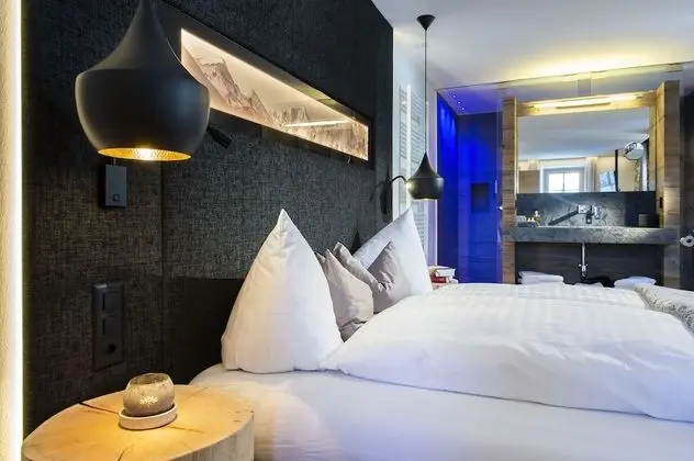 Romantic Tek Büyük Yataklı Oda, 1 En Büyük (King) Boy Yatak, Sigara İçilmez, Dağ Manzaralı