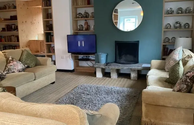Ev, 6 Yatak Odası, Engellilere Uygun, Şömine