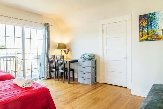 Apart Daire (Large and Bright 3 Bedroom With Room )