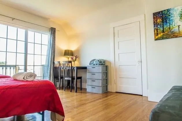 Apart Daire (Large and Bright 3 Bedroom With Room )