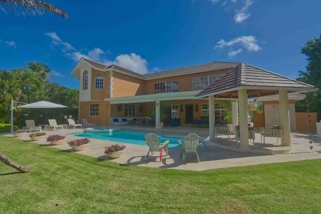 Villa