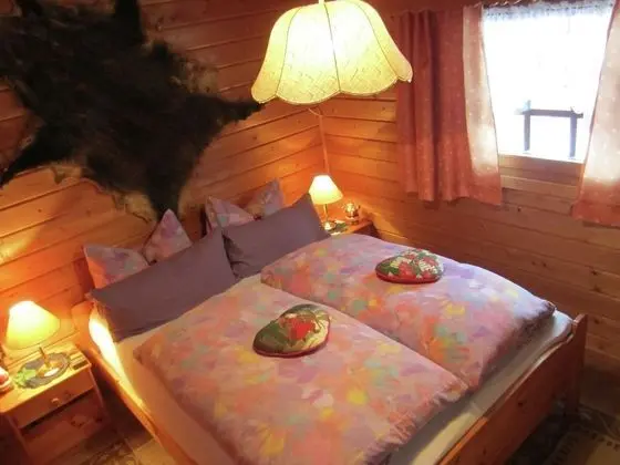 Ev