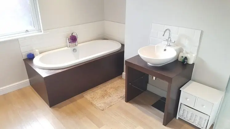 Ev (4 Bedrooms)