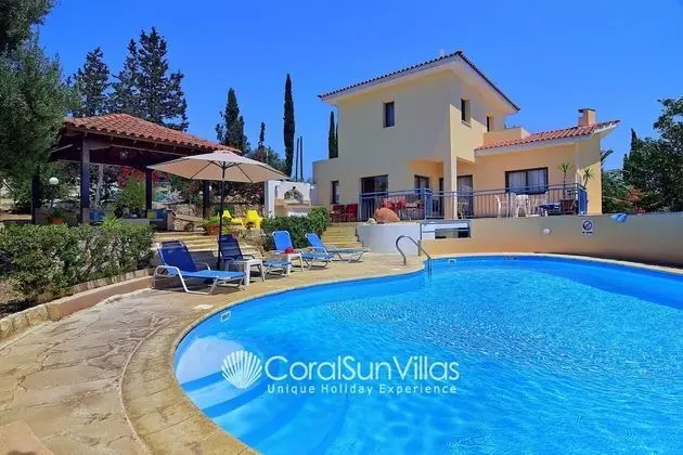 Villa, 2 Yatak Odası, Sigara İçilebilir