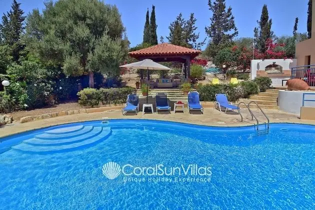 Villa, 2 Yatak Odası, Sigara İçilebilir