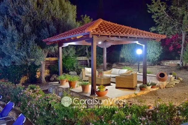 Villa, 2 Yatak Odası, Sigara İçilebilir