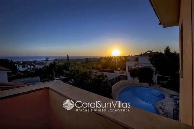 Villa, 2 Yatak Odası, Sigara İçilebilir