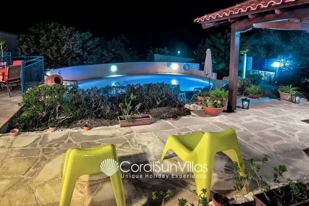 Villa, 2 Yatak Odası, Sigara İçilebilir