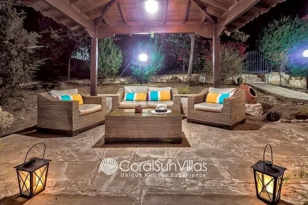 Villa, 2 Yatak Odası, Sigara İçilebilir