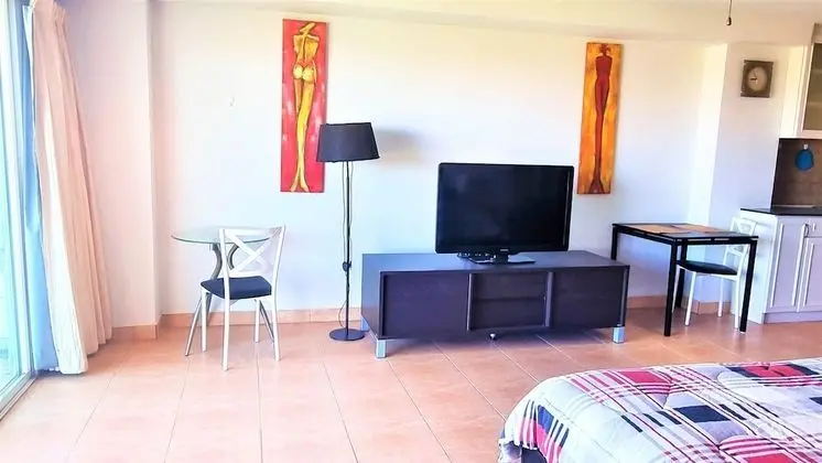 Stüdyo, 1 En Büyük (King) Boy Yatak