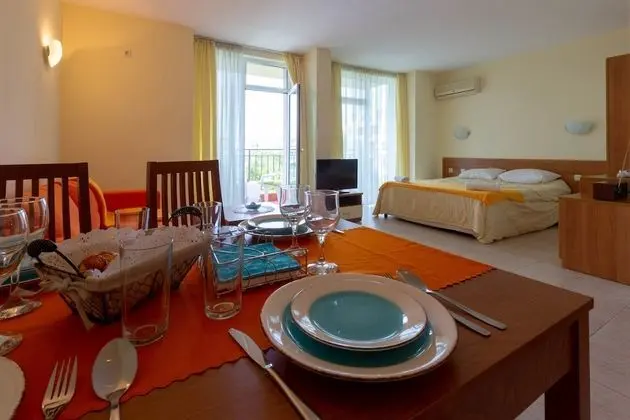 Family Stüdyo, Balkon