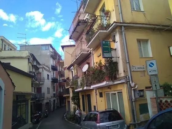 Oda, 1 Yatak Odası, Sigara İçilebilir, Buzdolabı