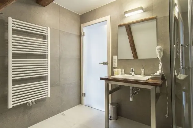 Deluxe Tek Büyük veya İki Ayrı Yataklı Oda