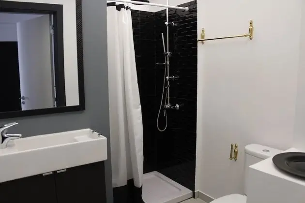 Standard Tek Büyük Yataklı Oda, Ortak Banyo