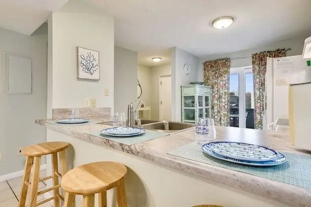 Apartment, 2 Bedrooms, Balcony (B129)
