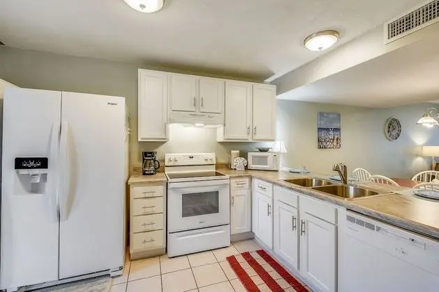 Apartment, 2 Bedrooms, Balcony (B129)