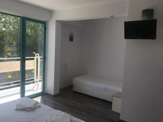Standard Üç Kişilik Oda