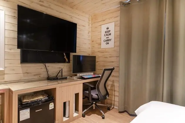 Deluxe Tek Büyük Yataklı Oda