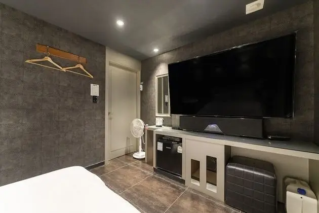 Real OTT Room