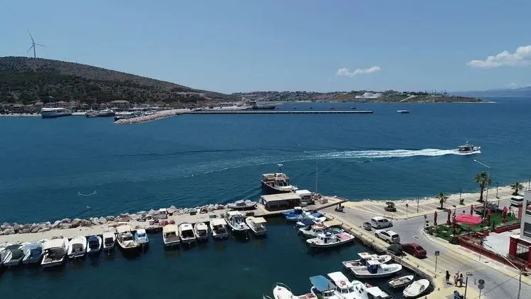 Deniz manzaralı Balkonlu Lüks çift kişilik oda