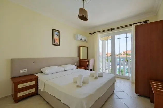 Standart Oda, Havuz veya Bahçe Manzaralı