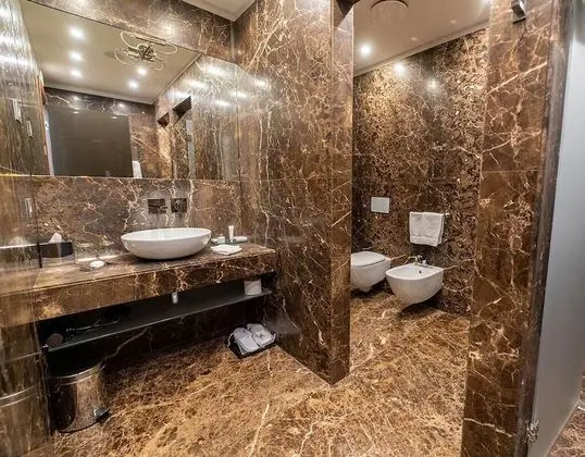 Junior Suite, Vista Lago Parziale