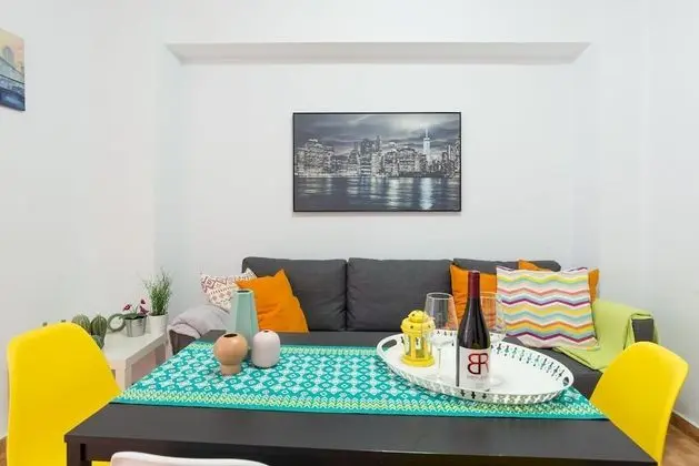 Apart Daire, 2 Yatak Odası, Sigara İçilmez
