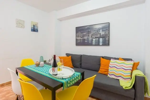 Apart Daire, 2 Yatak Odası, Sigara İçilmez