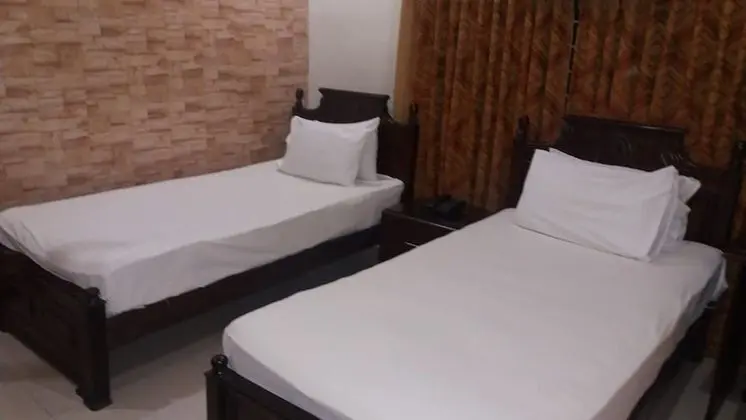 Deluxe Tek Büyük veya İki Ayrı Yataklı Oda