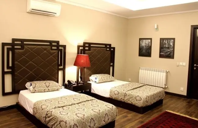 Deluxe Tek Büyük veya İki Ayrı Yataklı Oda